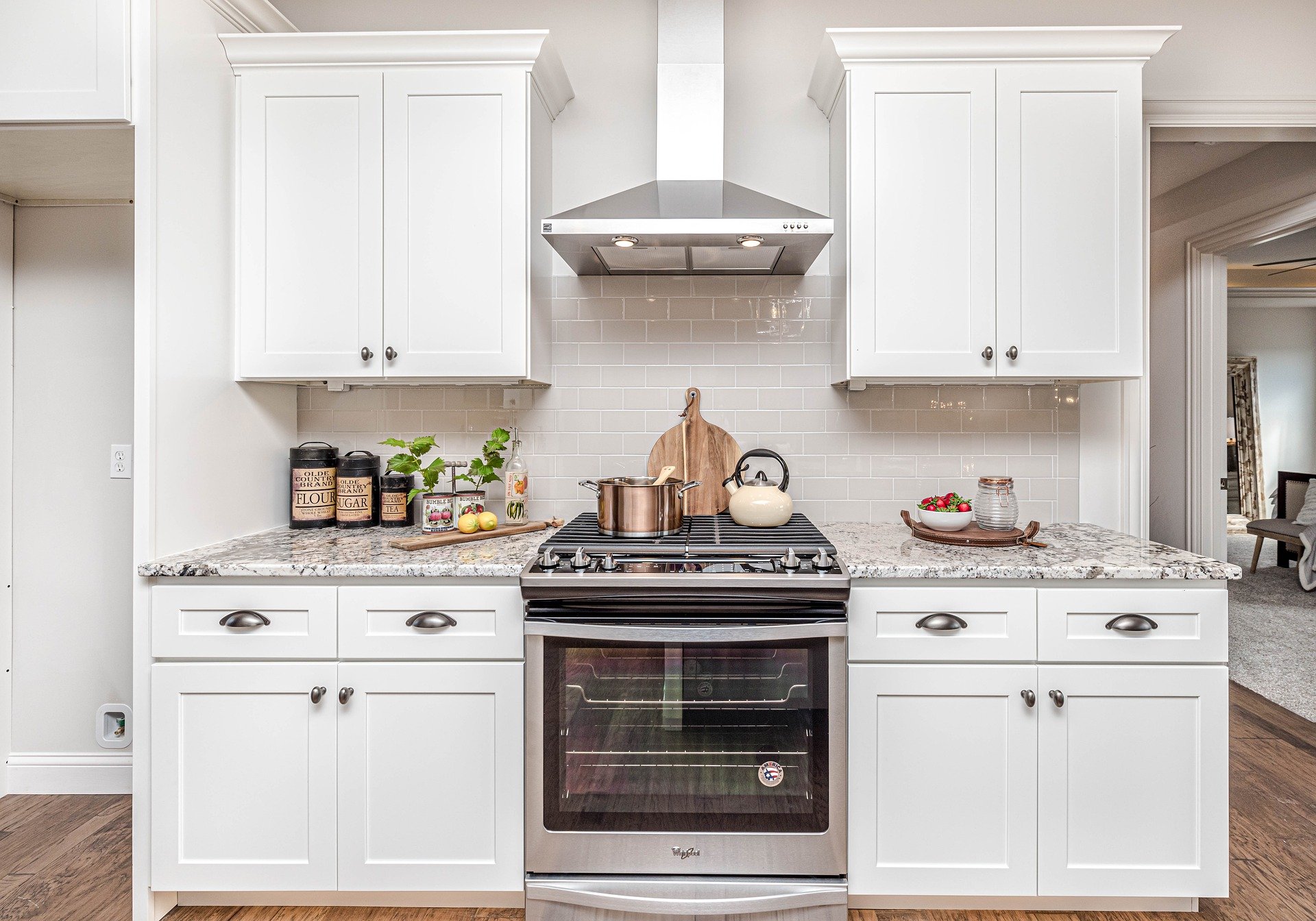 Top of kitchen cabinet trends: The Larder Kitchen Cabinet 6’
